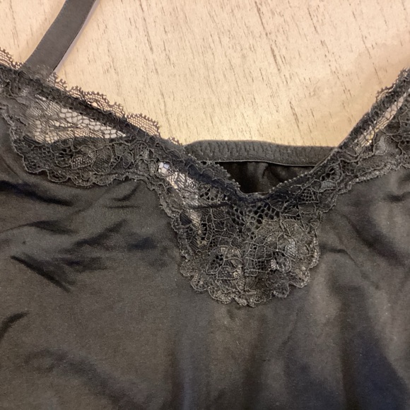 NWT Cacique Black Cami Lace Top (TOP ONLY) from 2-PC NIGHTIE SET SZ 26/28 $65 - Picture 3 of 11
